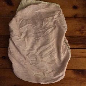 Jj cole car seat bundle